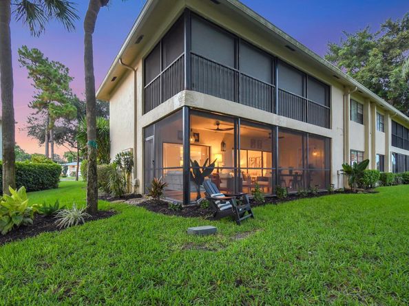 27 Westgate Lane C, Boynton Beach FL 33436
