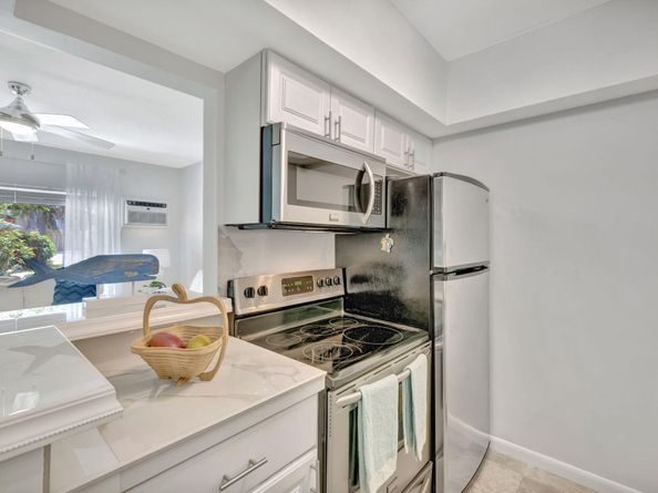 3201 SE 10th Street A8, Pompano Beach FL 33062