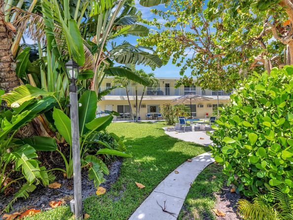 3201 SE 10th Street A8, Pompano Beach FL 33062