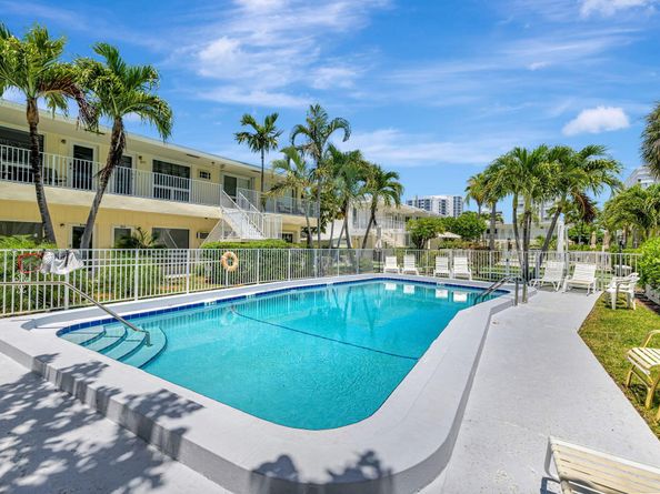3201 SE 10th Street A8, Pompano Beach FL 33062