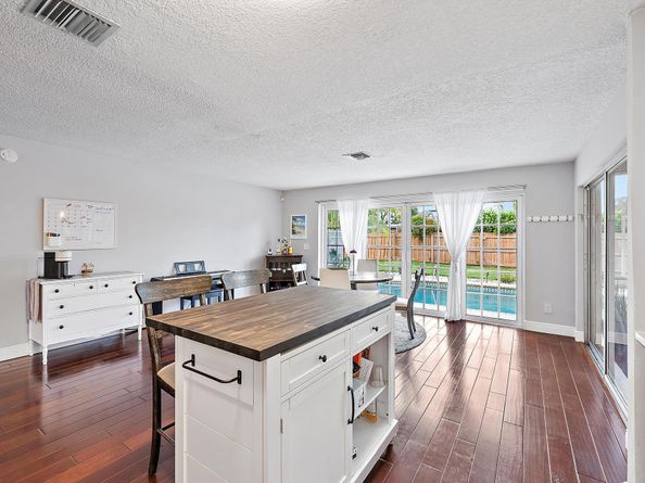 3931 Flag Drive, Palm Beach Gardens FL 33410