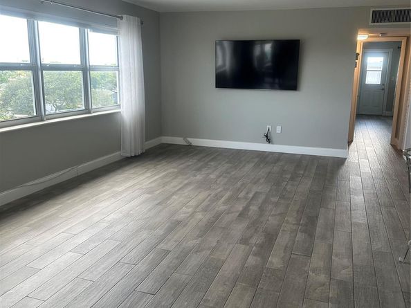 1720 Jefferson St 514, Hollywood FL 33020