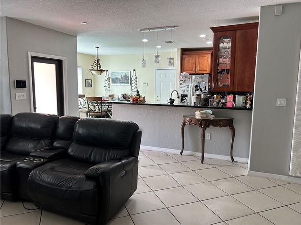 2000 SW 28th Ave, Fort Lauderdale FL 33312