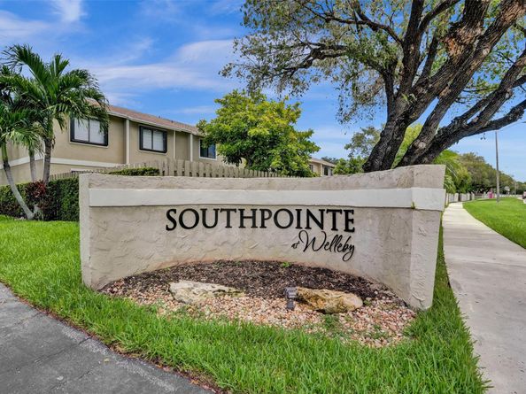 11103 NW 37th St, Sunrise FL 33351