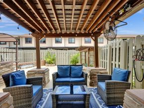 11103 NW 37th St, Sunrise FL 33351