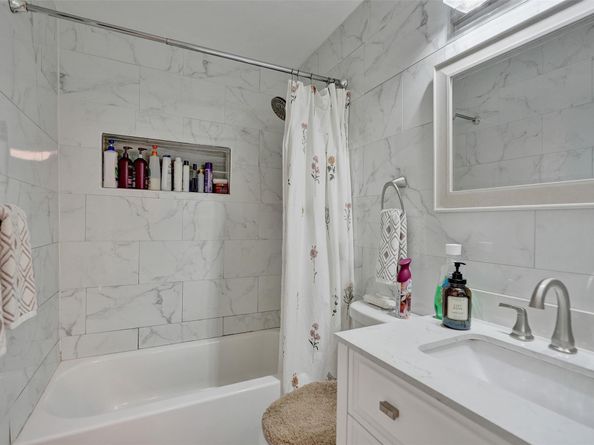 11103 NW 37th St, Sunrise FL 33351