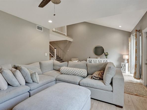 11103 NW 37th St, Sunrise FL 33351