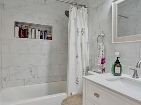 11103 NW 37th St, Sunrise FL 33351
