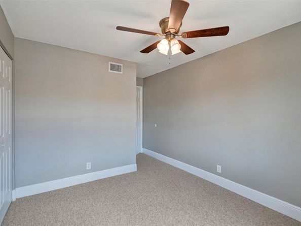 11103 NW 37th St, Sunrise FL 33351