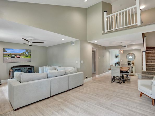11103 NW 37th St, Sunrise FL 33351
