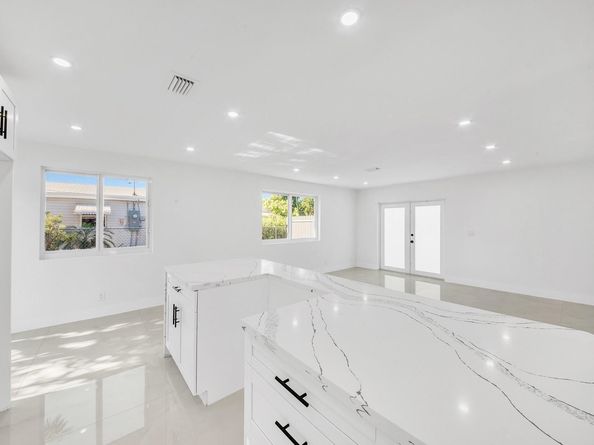 120 NE 57th Court, Oakland Park FL 33334