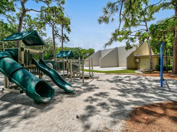 630 6th Terrace, Palm Beach Gardens FL 33418