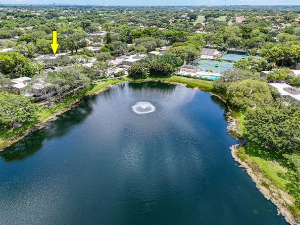 630 6th Terrace, Palm Beach Gardens FL 33418