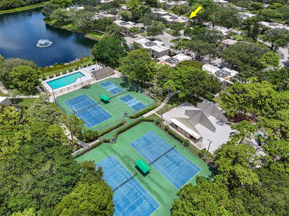 630 6th Terrace, Palm Beach Gardens FL 33418