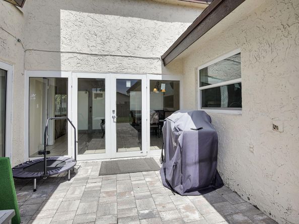 3160 NW 97 Way, Sunrise FL 33351