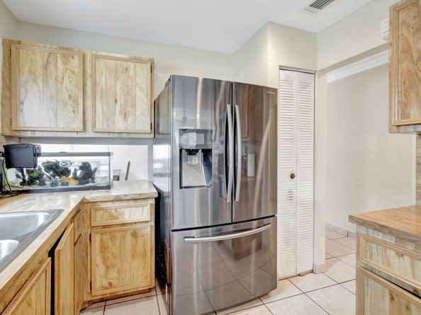 3160 NW 97 Way, Sunrise FL 33351