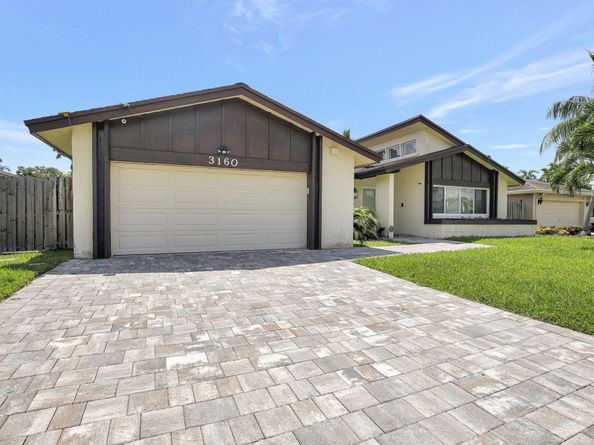 3160 NW 97 Way, Sunrise FL 33351
