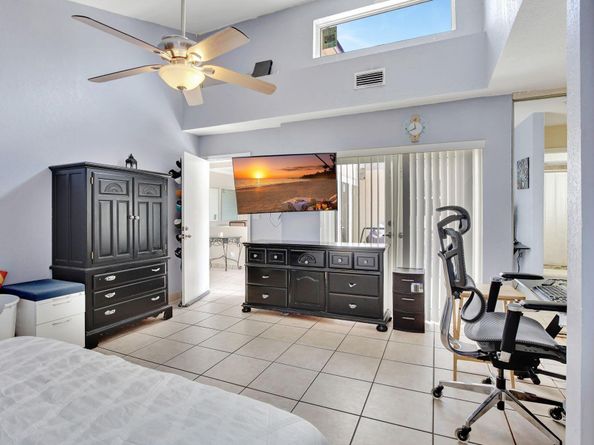 3160 NW 97 Way, Sunrise FL 33351