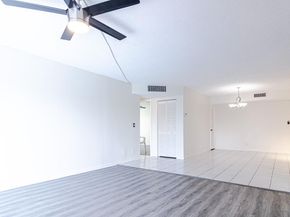 3280 Spanish Moss Ter 307, Lauderhill FL 33319