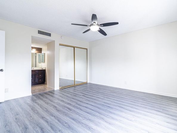 3280 Spanish Moss Ter 307, Lauderhill FL 33319