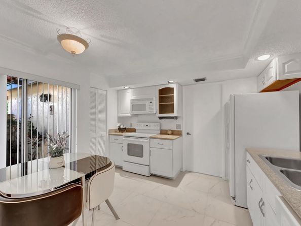 7844 La Mirada Drive, Boca Raton FL 33433