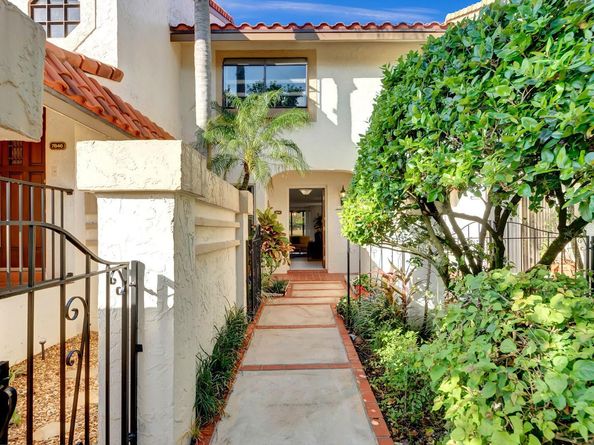 7844 La Mirada Drive, Boca Raton FL 33433