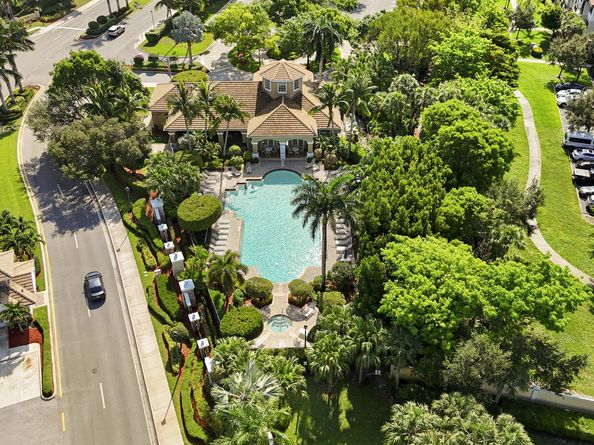 154 Berenger Walk, Royal Palm Beach FL 33414