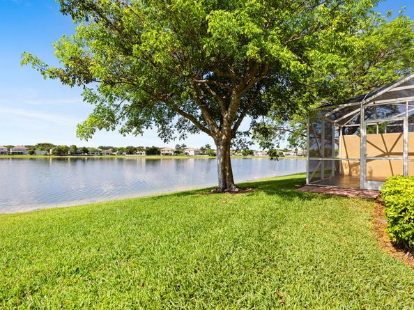 154 Berenger Walk, Royal Palm Beach FL 33414