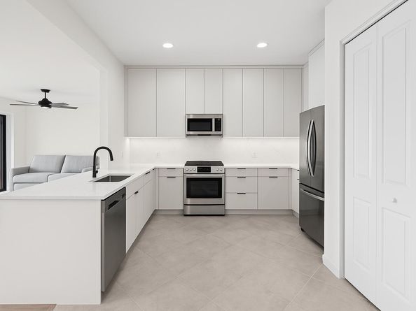 154 Berenger Walk, Royal Palm Beach FL 33414