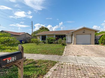312 NW 18 Court