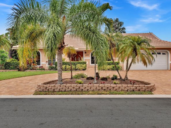 8640 NW 50th Dr, Coral Springs FL 33067