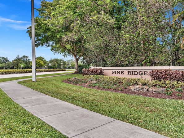 8640 NW 50th Dr, Coral Springs FL 33067