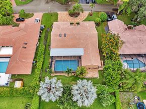 8640 NW 50th Dr, Coral Springs FL 33067