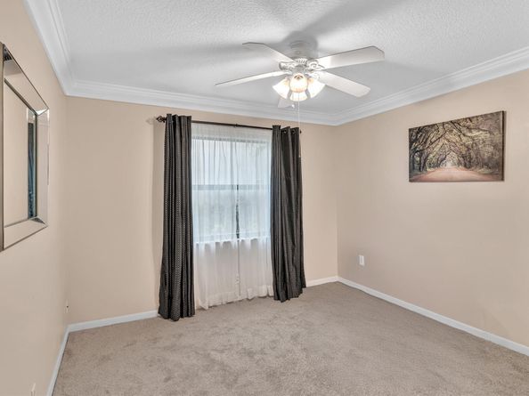 8640 NW 50th Dr, Coral Springs FL 33067