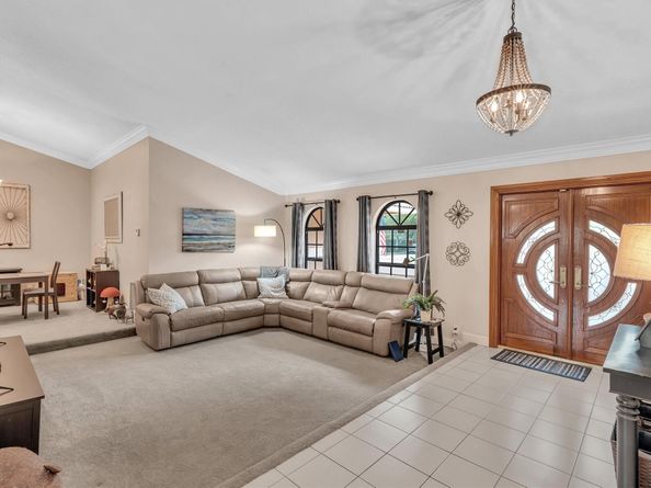 8640 NW 50th Dr, Coral Springs FL 33067