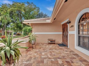 8640 NW 50th Dr, Coral Springs FL 33067