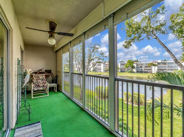 6585 Kensington Lane 307, Delray Beach FL 33446