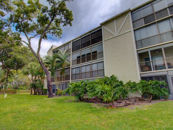 6585 Kensington Lane 307, Delray Beach FL 33446