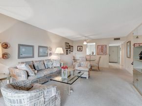 6585 Kensington Lane 307, Delray Beach FL 33446