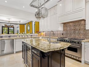 169 Fiesta Way, Fort Lauderdale FL 33301