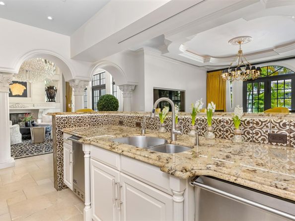 169 Fiesta Way, Fort Lauderdale FL 33301