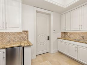 169 Fiesta Way, Fort Lauderdale FL 33301