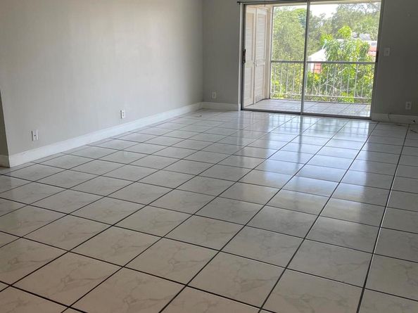 642 NW 13th Street 31, Boca Raton FL 33486
