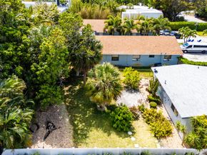 246 NE 10th Street, Delray Beach FL 33444