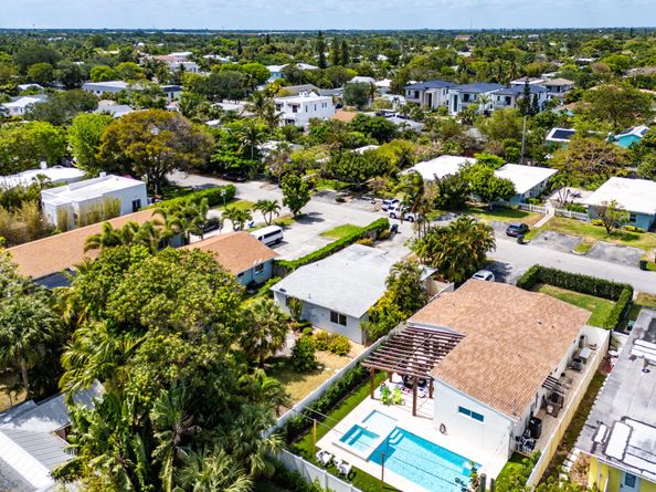 246 NE 10th Street, Delray Beach FL 33444