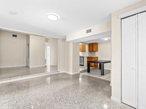 246 NE 10th Street, Delray Beach FL 33444