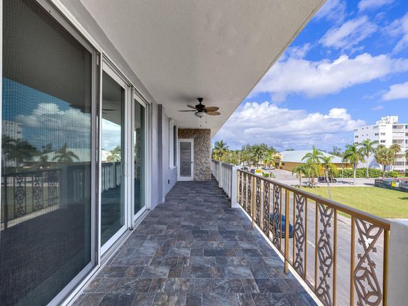 1 S Lakeside Drive C1, Lake Worth Beach FL 33460