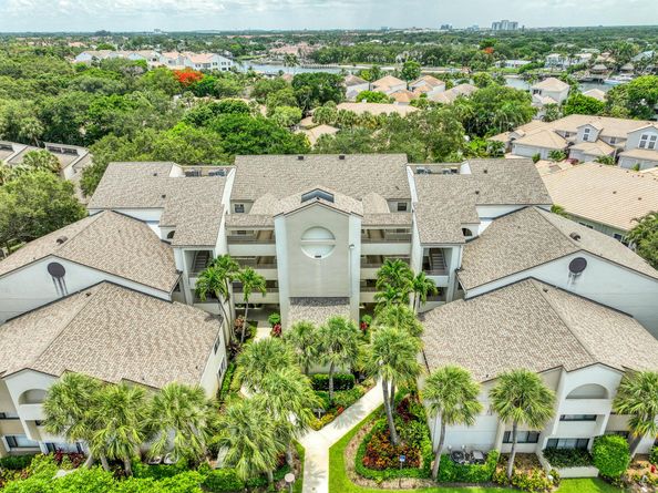 325 Oak Harbour Drive, Juno Beach FL 33408