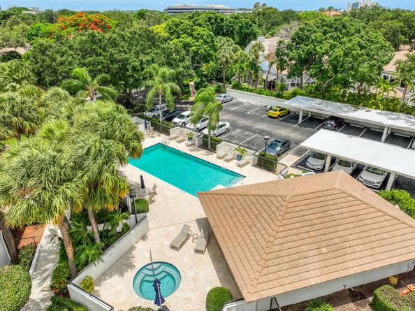 325 Oak Harbour Drive, Juno Beach FL 33408