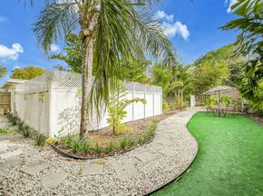 2135 NE 4th Way, Boca Raton FL 33431